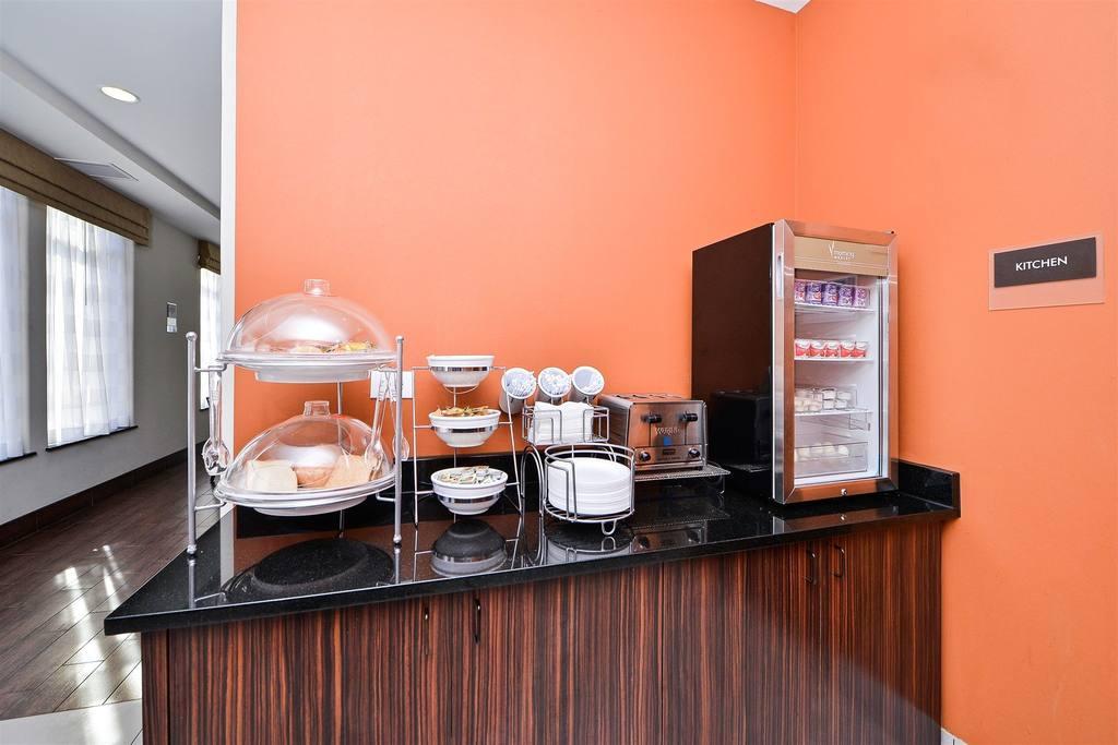 Sleep Inn & Suites Austin North - I-35 מראה חיצוני תמונה